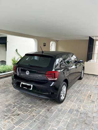 VOLKSWAGEN POLO 1.0 MPI TOTAL FLEX MANUAL VOLKSWAGEN POLO 1.0 MPI TOTAL FLEX MANUAL